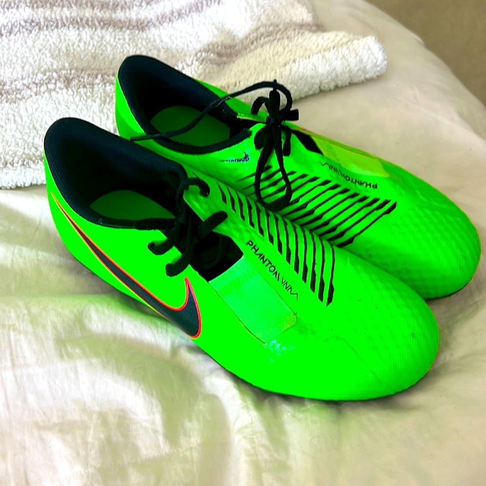 Boys Nike Soccer Spikes